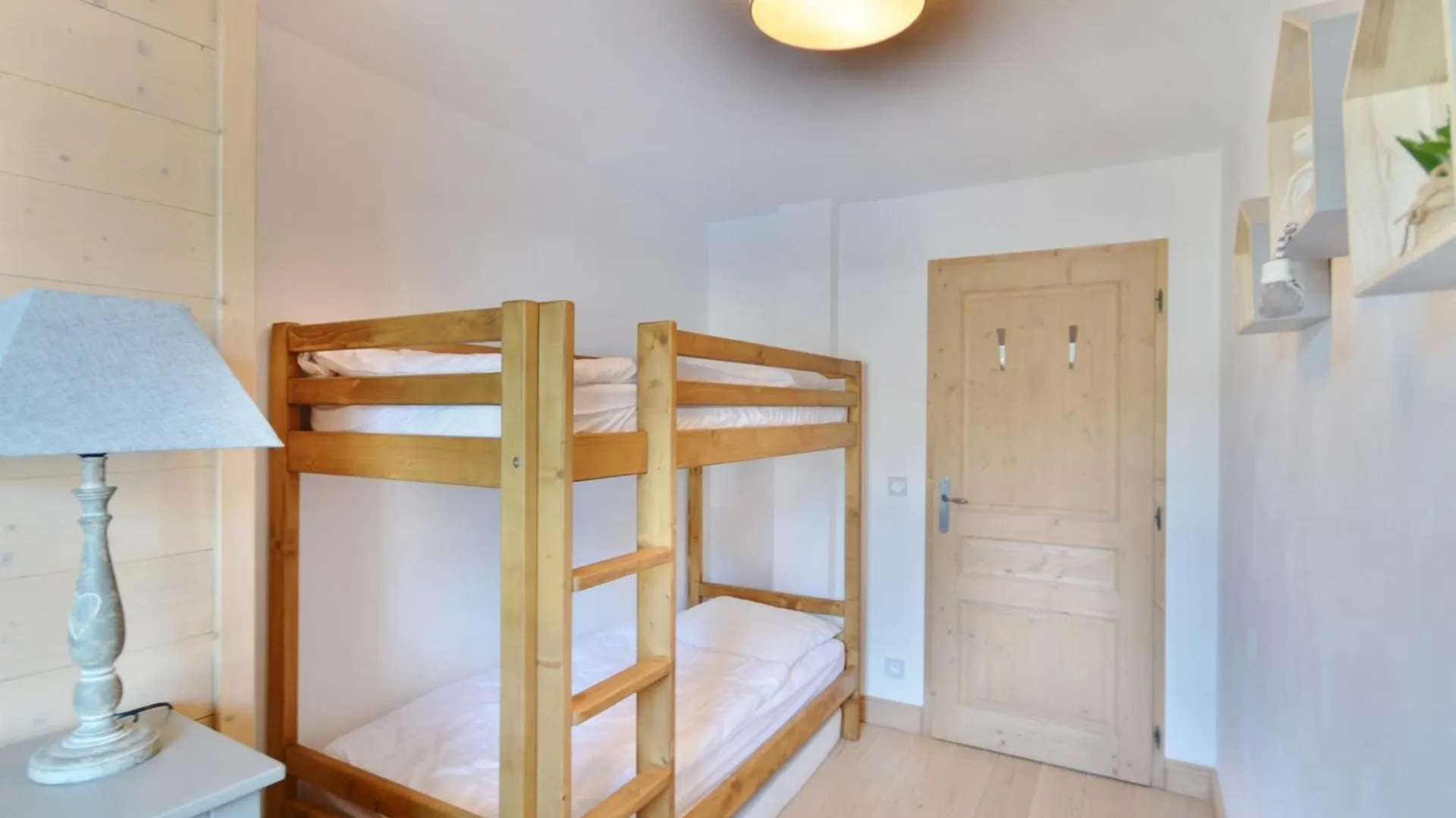 Appartement Coquet A Morzine, 2 Chambres, Balcon, Parking - Fr-1-684-12 0*, Morzine